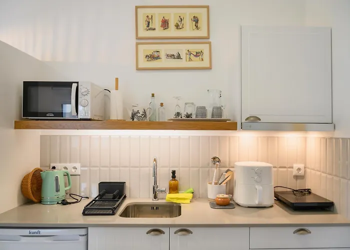 Casa Velha Da Lagoa - Pássaro - By Mth *