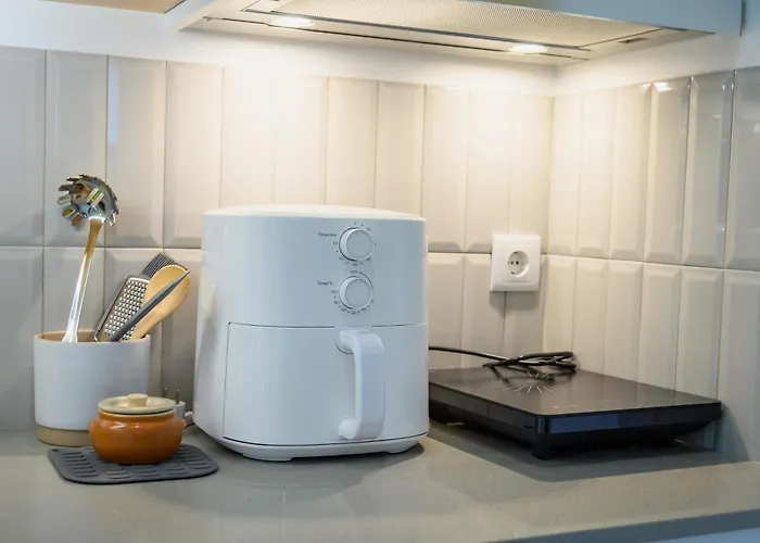 Casa Velha Da Lagoa - Pássaro - By Mth *